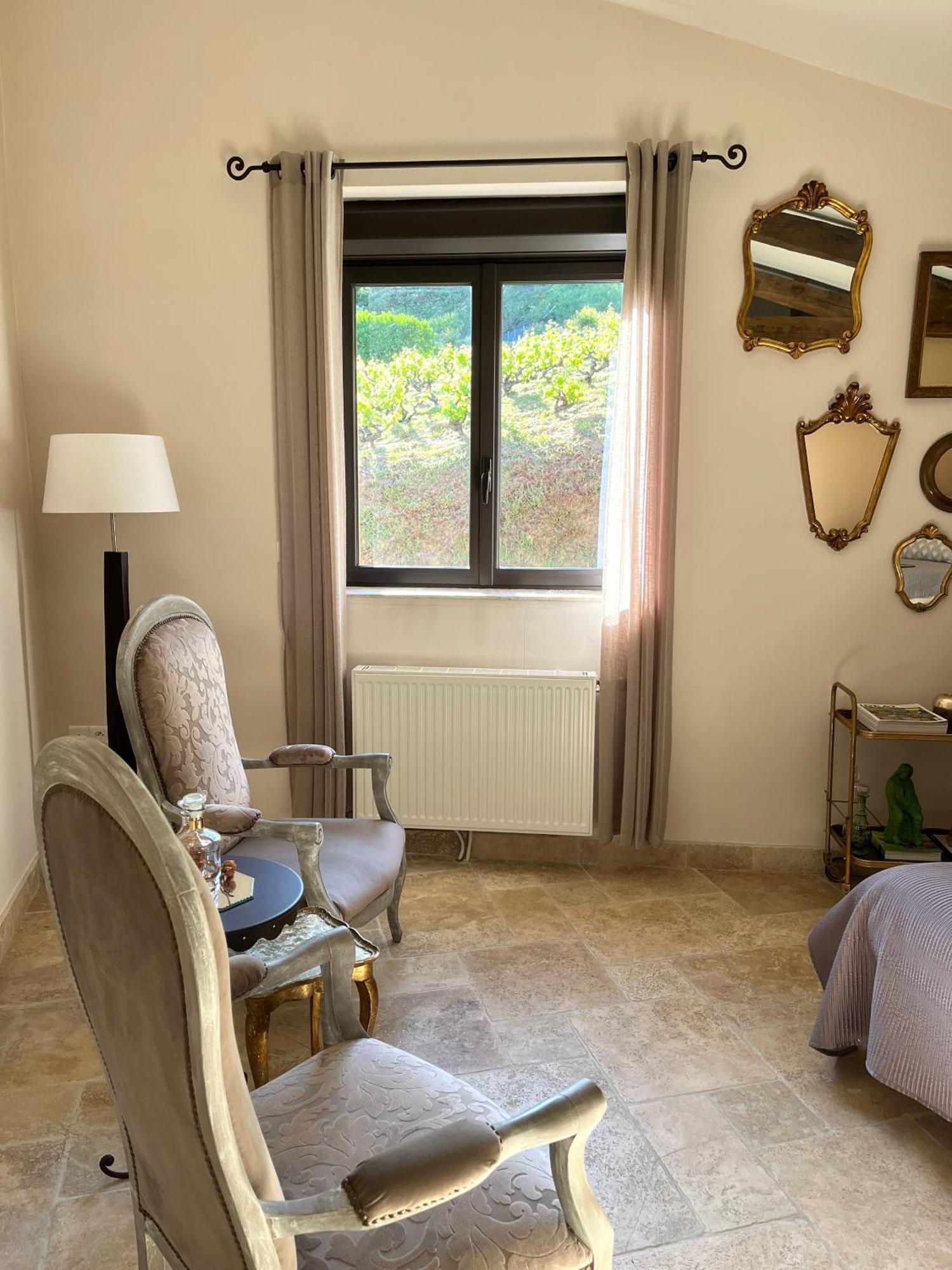 לינה וארוחת בוקר Chiroubles Le Balcon Du Fetre מראה חיצוני תמונה